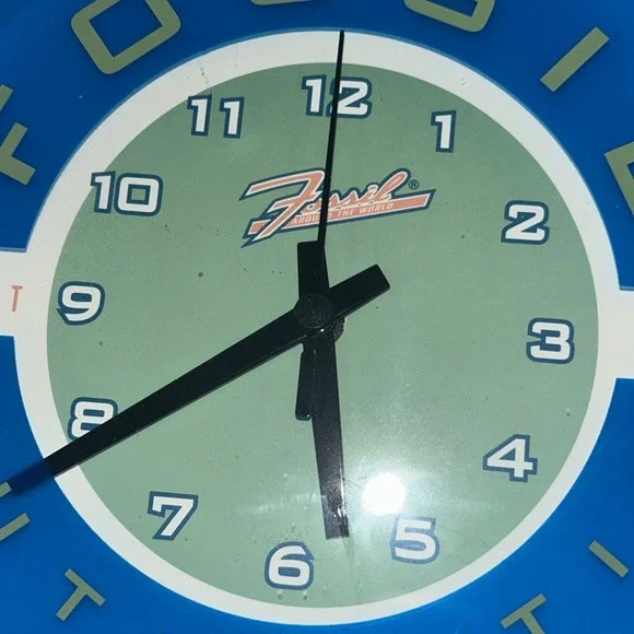 Vintage‎ Fossil Wall Clock Authentic "Great Design" Works Retro Style - Picture 2 of 3